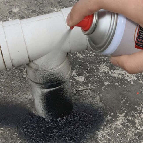 Vodootporni Sprej za Izolaciju ( 1+1 gratis ) – Brza i Efikasna Zaštita od Vode