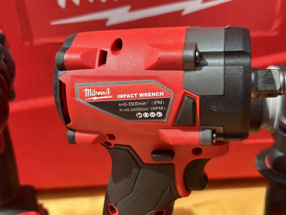 MIKE Aku set 4u1 sa 4 baterije i 2 punjača